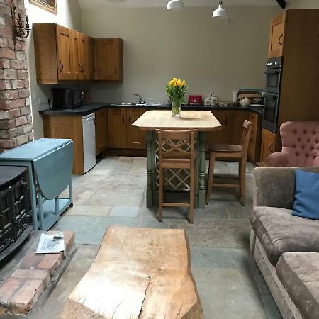 Tracey'S Farmhouse Cottage Belfast Dış mekan fotoğraf