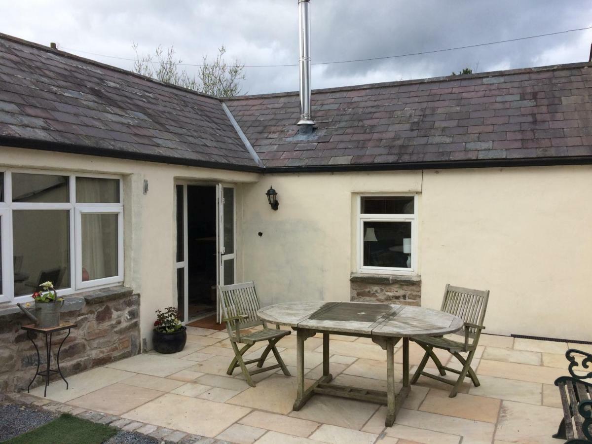 Tracey'S Farmhouse Cottage Belfast Dış mekan fotoğraf